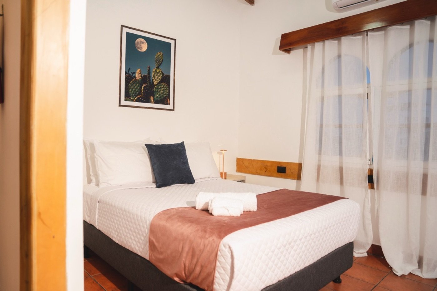 Habitación Doble Deluxe con Balcón Hotel Crossman